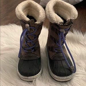 Thermolite duck boot snow hike girl 13